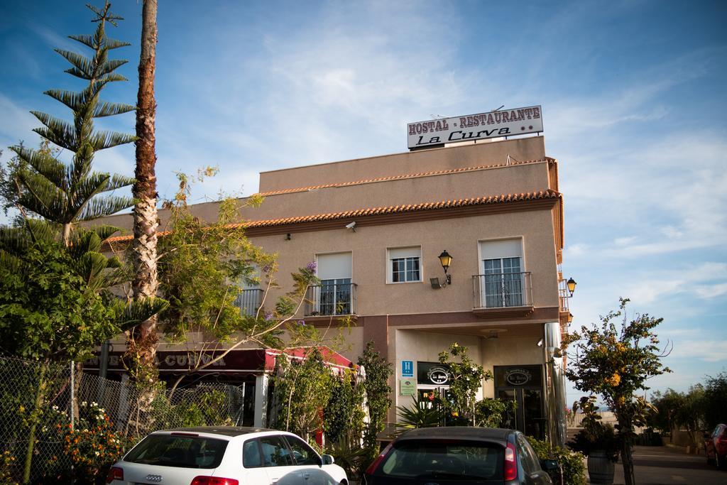 Hostal Restaurante La Curva Адра Екстер'єр фото
